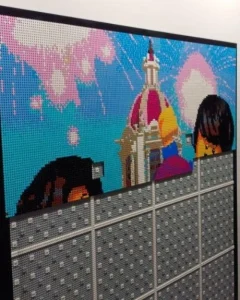 Collaborative LEGO mosaic creation process for the opening of the LEGO Store in Valencia 
